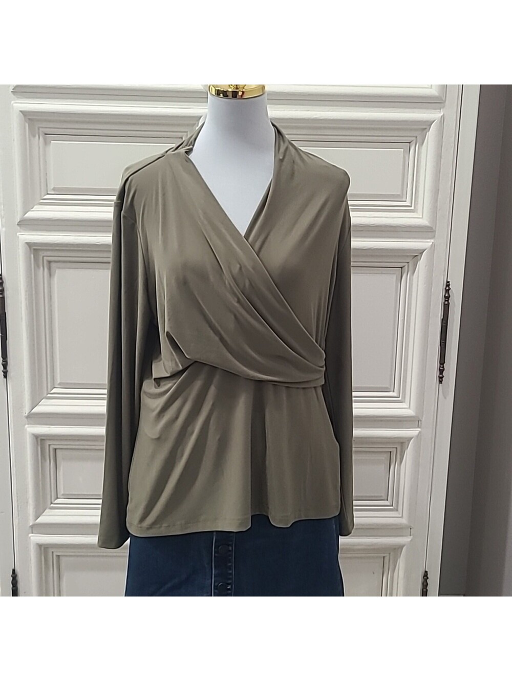 DKNY Women's olive green blouse size XL